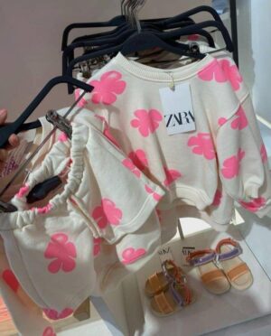 Baby shorts and pullover