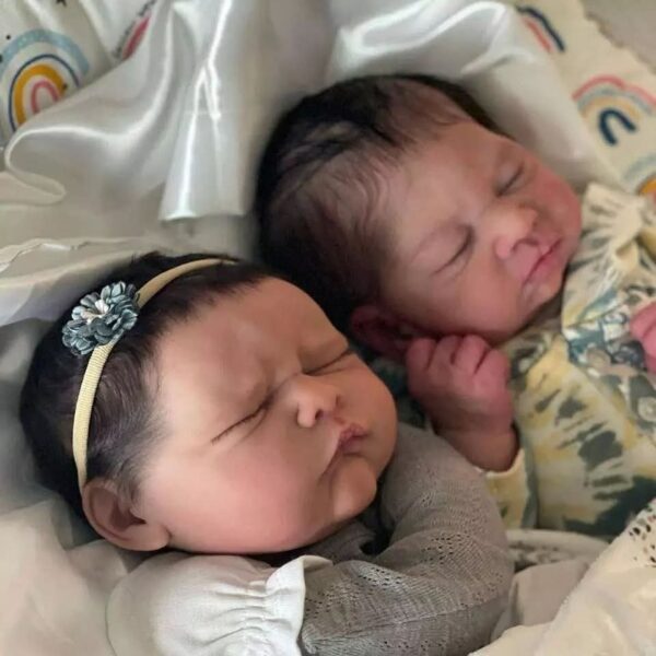 Twinsies